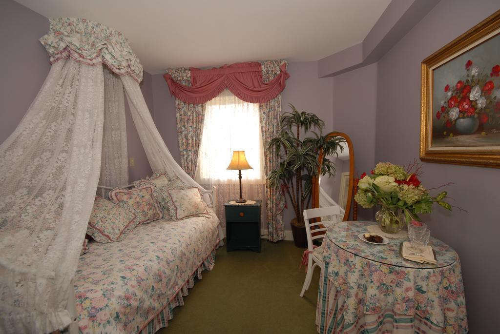 Humboldt House Bed & Breakfast Victoria Bilik gambar